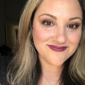 Meet your Posher, Danielle Leigh